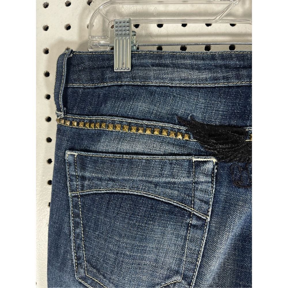 Robin’s Jeans - Picture 12 of 16